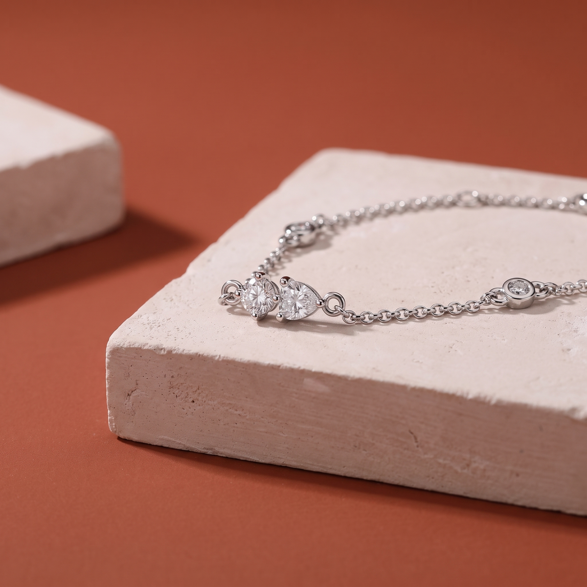 Moissanite Toi et Moi Bracelet